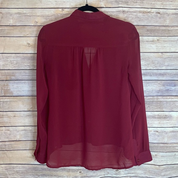 Silence + Noise Sheer Burgundy High-Low Button Down Top - Urban Outfitte… - Picture 3 of 6